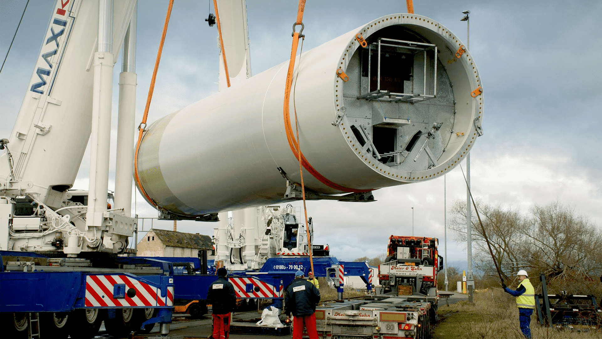 ENERCON GMBH, SCHÖNEBECK HARBOR